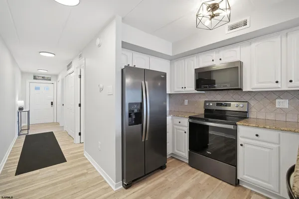 $749,000 | 3901 Ocean Avenue, Unit 9, Brigantine, NJ 08203