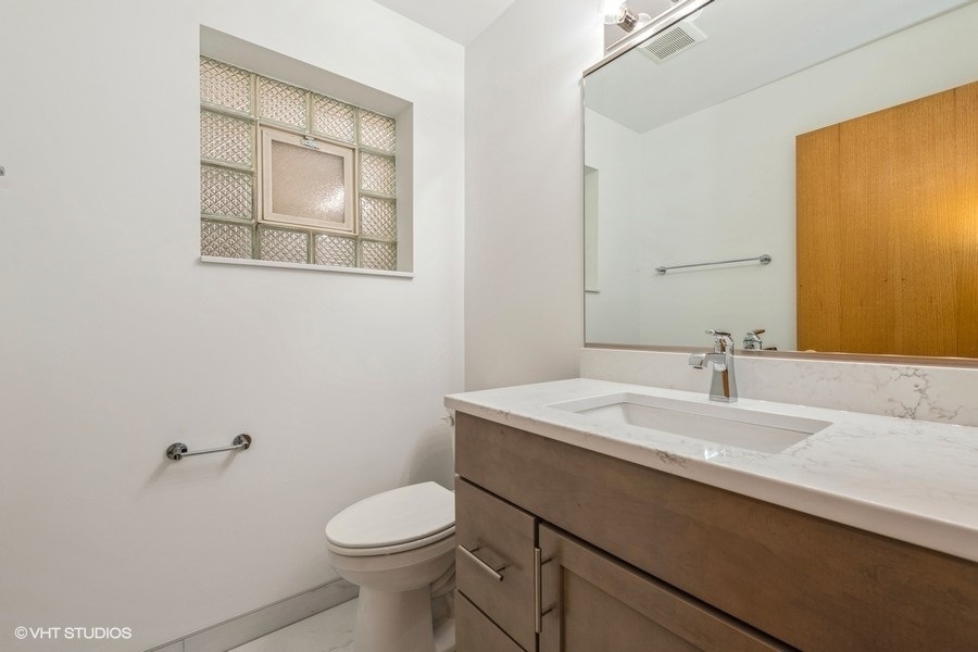 8010 West Addison Street, Unit 1 Chicago, IL 60634 - Photo 10 of 15