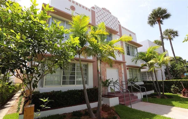 $280,000 | 811 Jefferson Avenue, Unit 102, Miami Beach, FL 33139