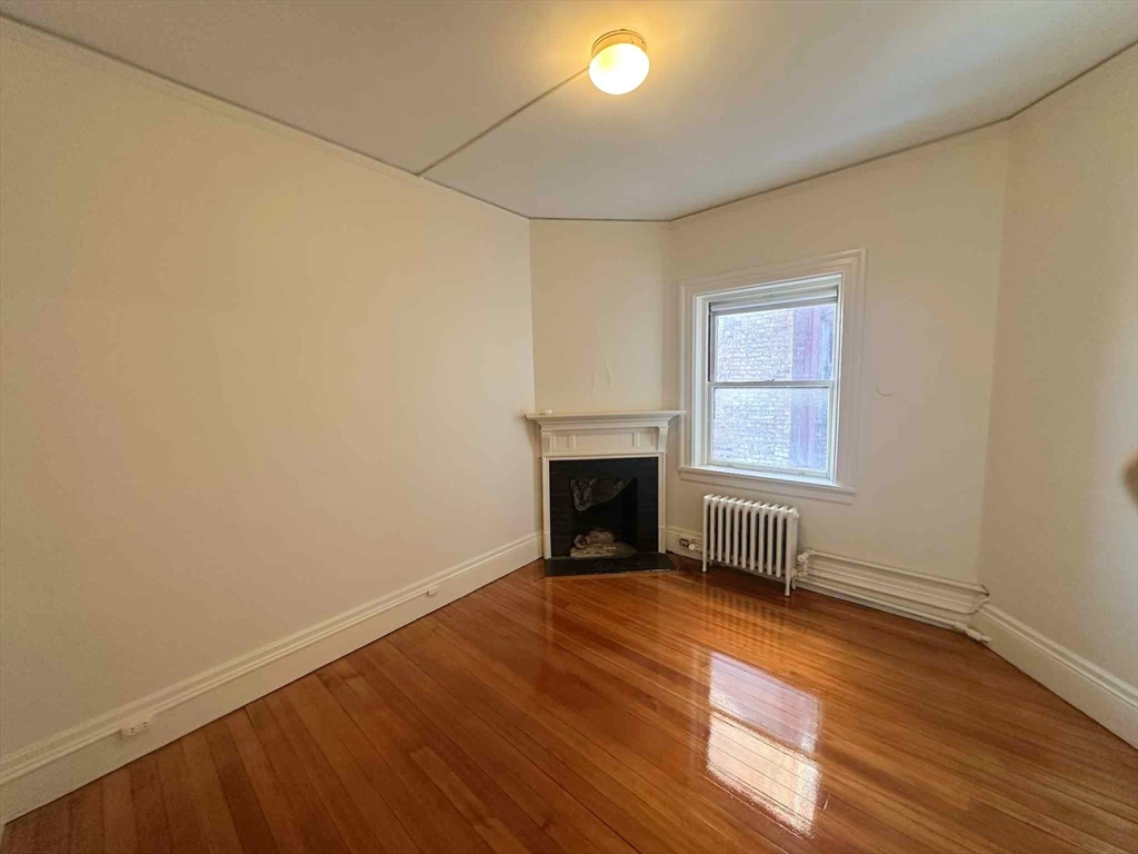 66 Beacon Street, Unit 68 Boston, MA 02108 - Photo 6 of 14