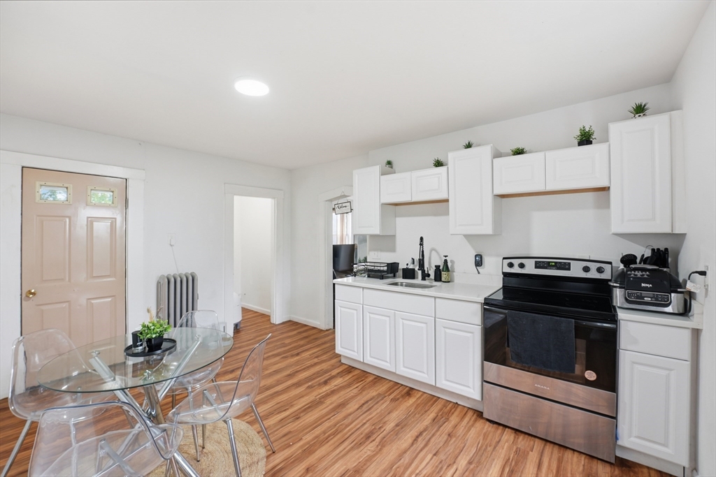161 New Bridge Street West Springfield, MA 01089 - Photo 9 of 38