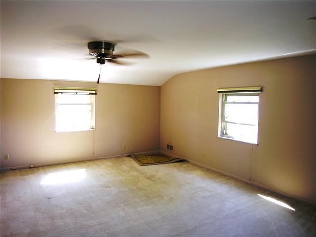 1709 Waltham Road Columbus, OH 43212 - Photo 13 of 21