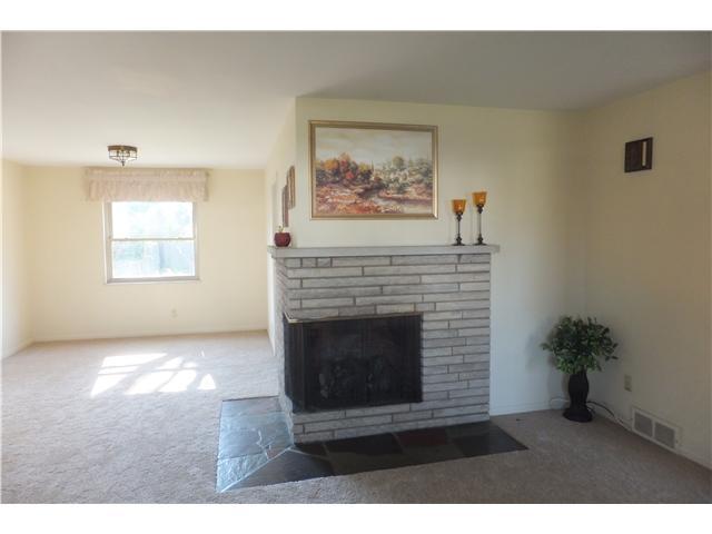 1709 Waltham Road Columbus, OH 43212 - Photo 5 of 21
