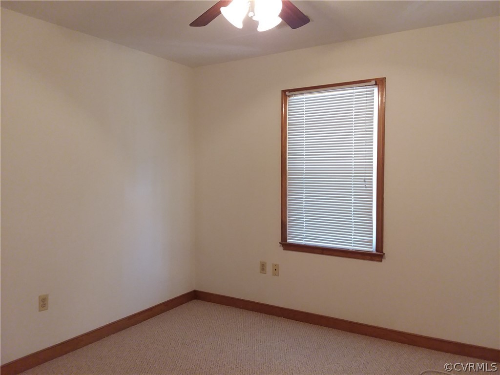 5302 Ridgerun Place Chesterfield, VA 23832 - Photo 11 of 16 an empty room with a window