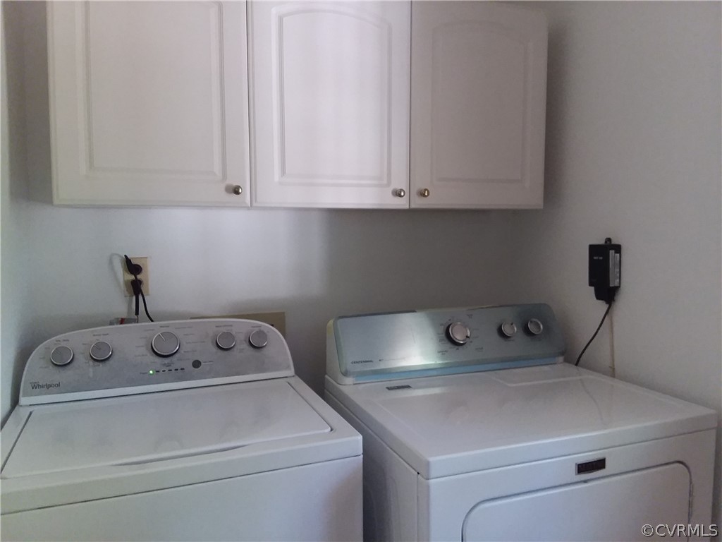 5302 Ridgerun Place Chesterfield, VA 23832 - Photo 14 of 16 a utility room with dryer and washer