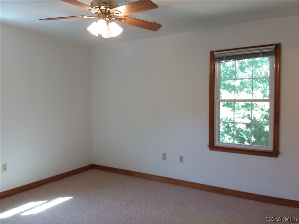 5302 Ridgerun Place Chesterfield, VA 23832 - Photo 10 of 16 an empty room with a window