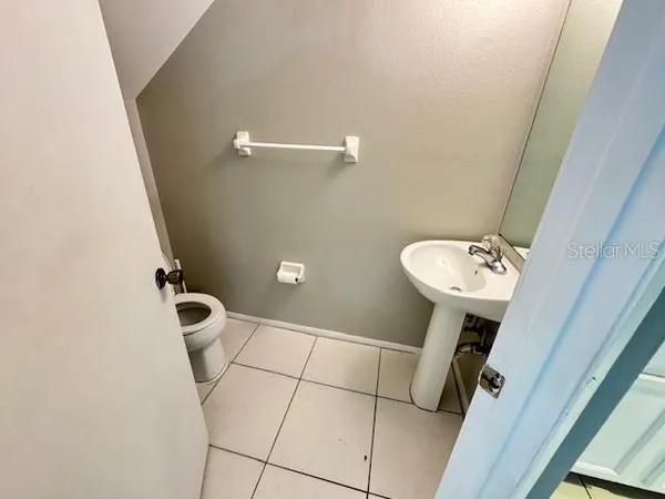 $1,750 | 721 Kensington Lake Circle, Brandon, FL 33511