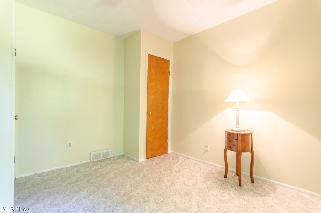 3404 Sunnybrook Road Kent, OH 44240 - Photo 12 of 25 Gallery Image 12