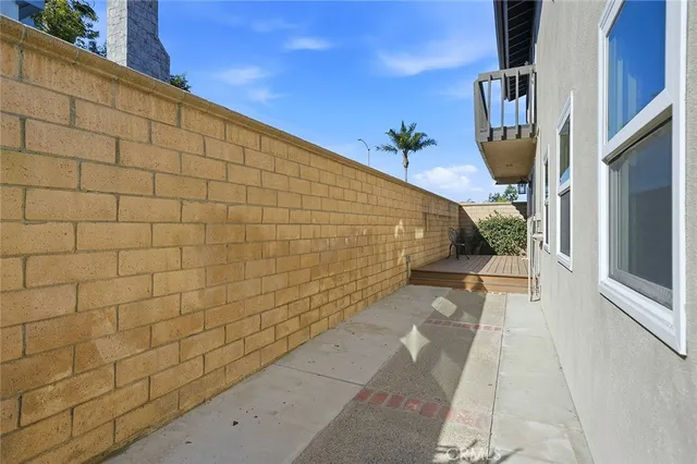 $2,590,000 | 100 Electric, Seal Beach, CA 90740