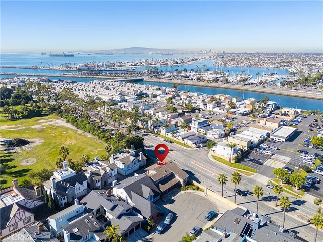 $2,590,000 | 100 Electric, Seal Beach, CA 90740
