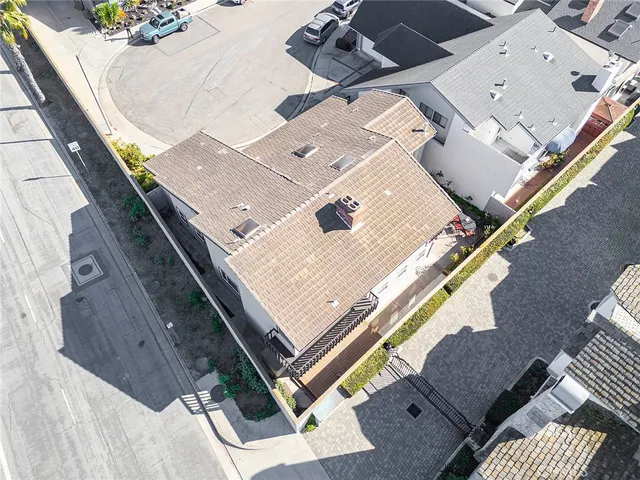 $2,590,000 | 100 Electric, Seal Beach, CA 90740