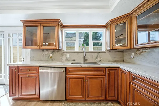 $2,590,000 | 100 Electric, Seal Beach, CA 90740