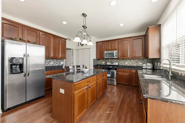 $625,000 | 12937 Grande Poplar Circle, Plainfield, IL 60585