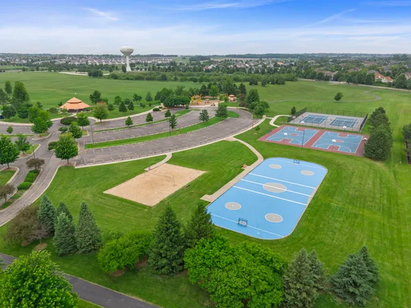 $625,000 | 12937 Grande Poplar Circle, Plainfield, IL 60585