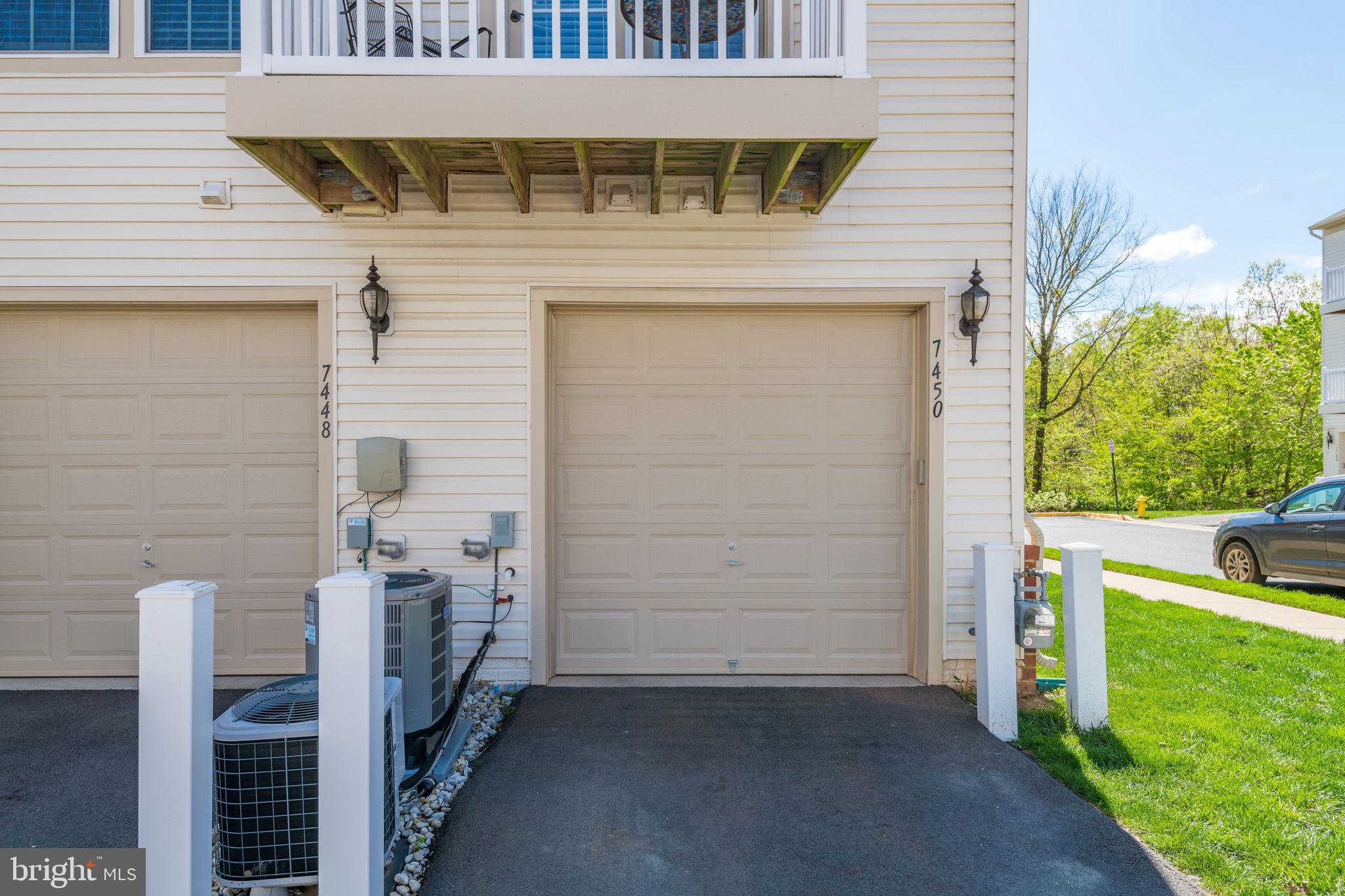 7450 Brunson Circle Gainesville, VA 20155 - Photo 34 of 39 Garage - enters into kitchen level - no steps!