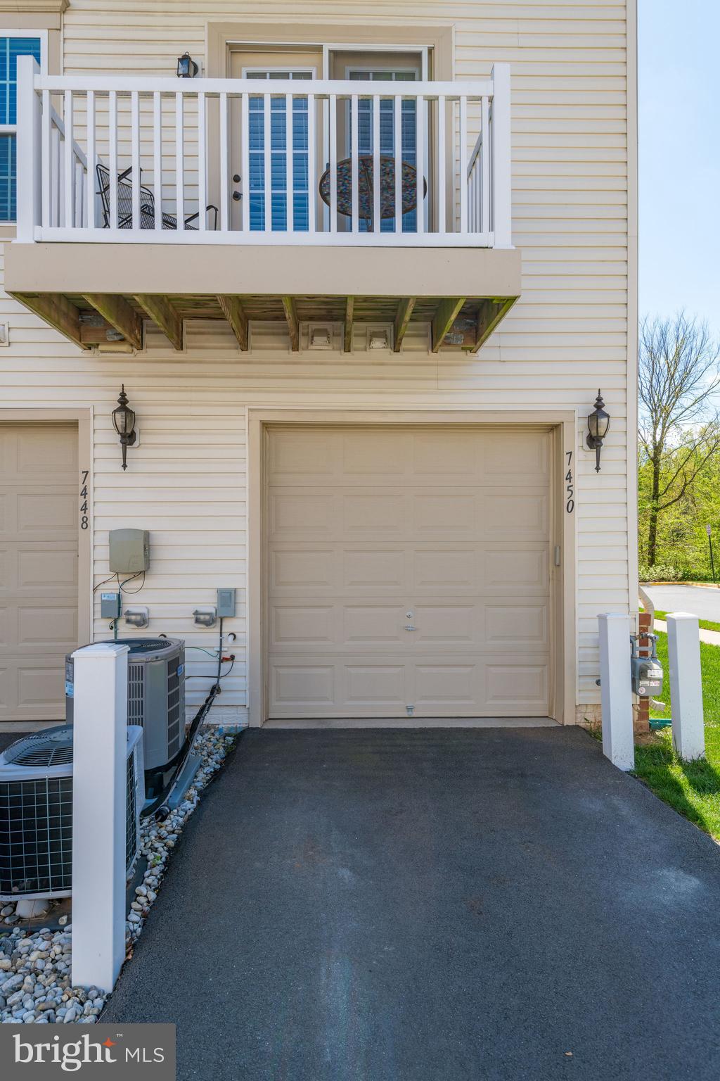 7450 Brunson Circle Gainesville, VA 20155 - Photo 35 of 39 Long drive can hold full size pick up truck!