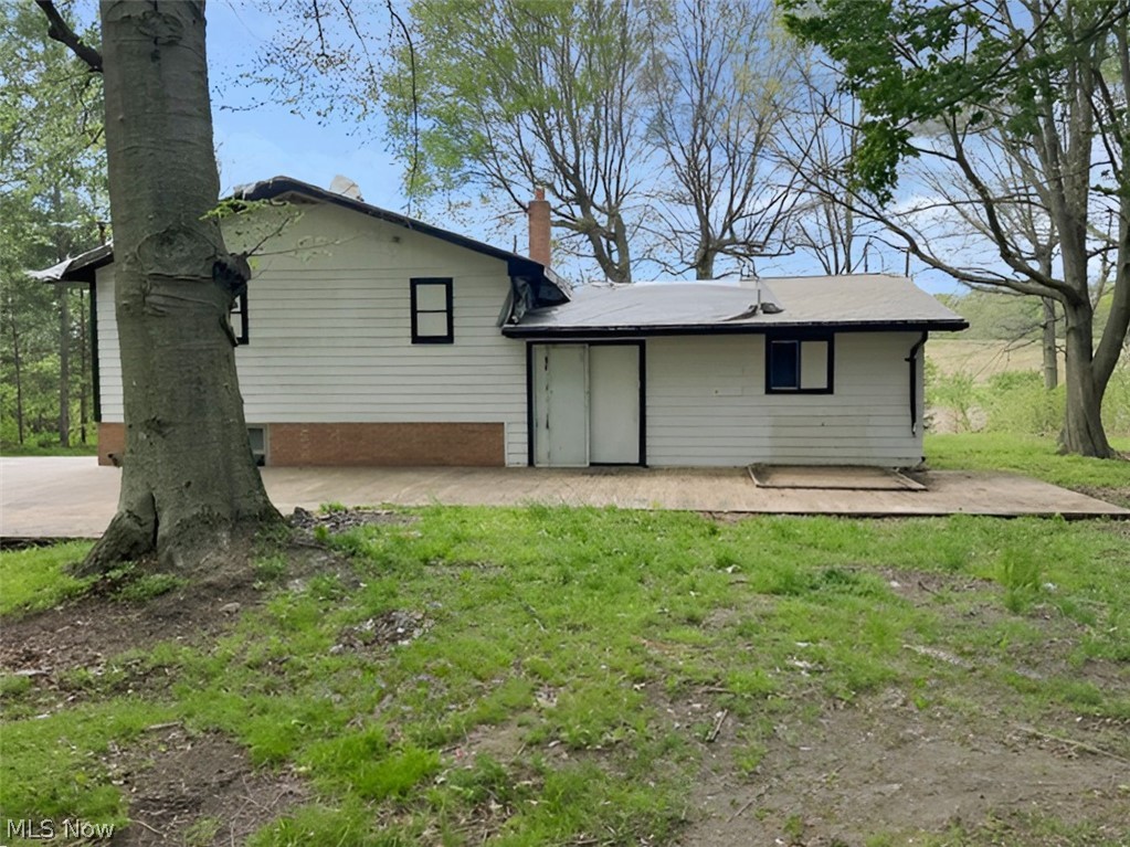 31997 Georgetown Road Salem, OH 44460 - Photo 11 of 13 rear