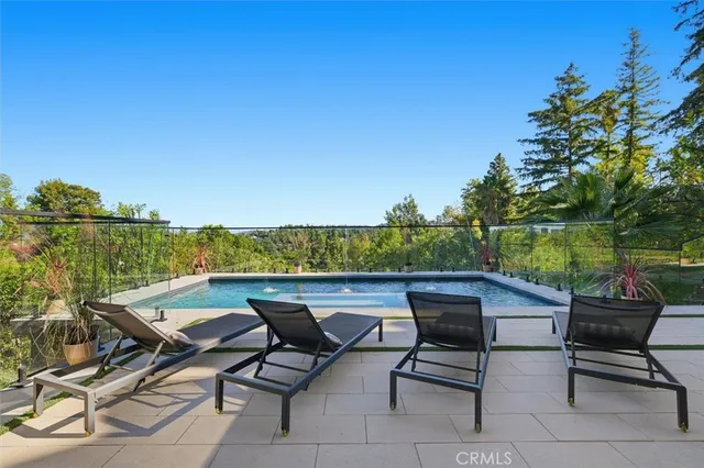 $4,850,000 | 16800 Oak View Drive, Encino, CA 91436