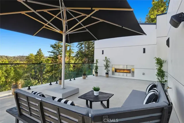 $4,850,000 | 16800 Oak View Drive, Encino, CA 91436