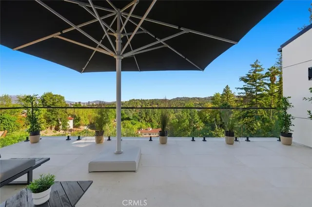 $4,850,000 | 16800 Oak View Drive, Encino, CA 91436