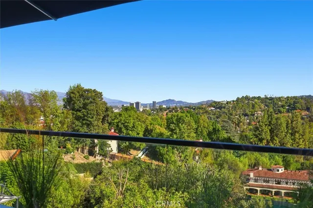 $4,850,000 | 16800 Oak View Drive, Encino, CA 91436