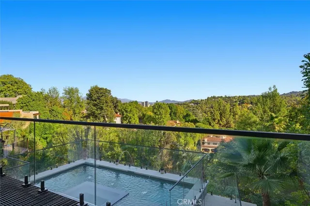 $4,850,000 | 16800 Oak View Drive, Encino, CA 91436