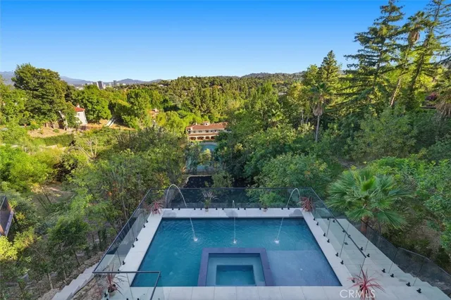 $4,850,000 | 16800 Oak View Drive, Encino, CA 91436