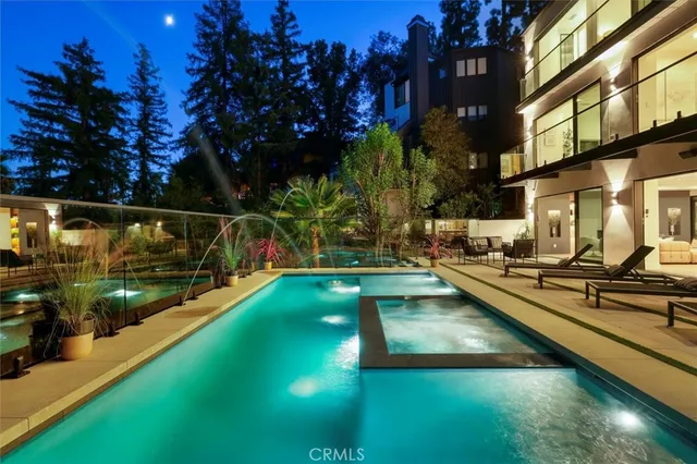 $4,850,000 | 16800 Oak View Drive, Encino, CA 91436