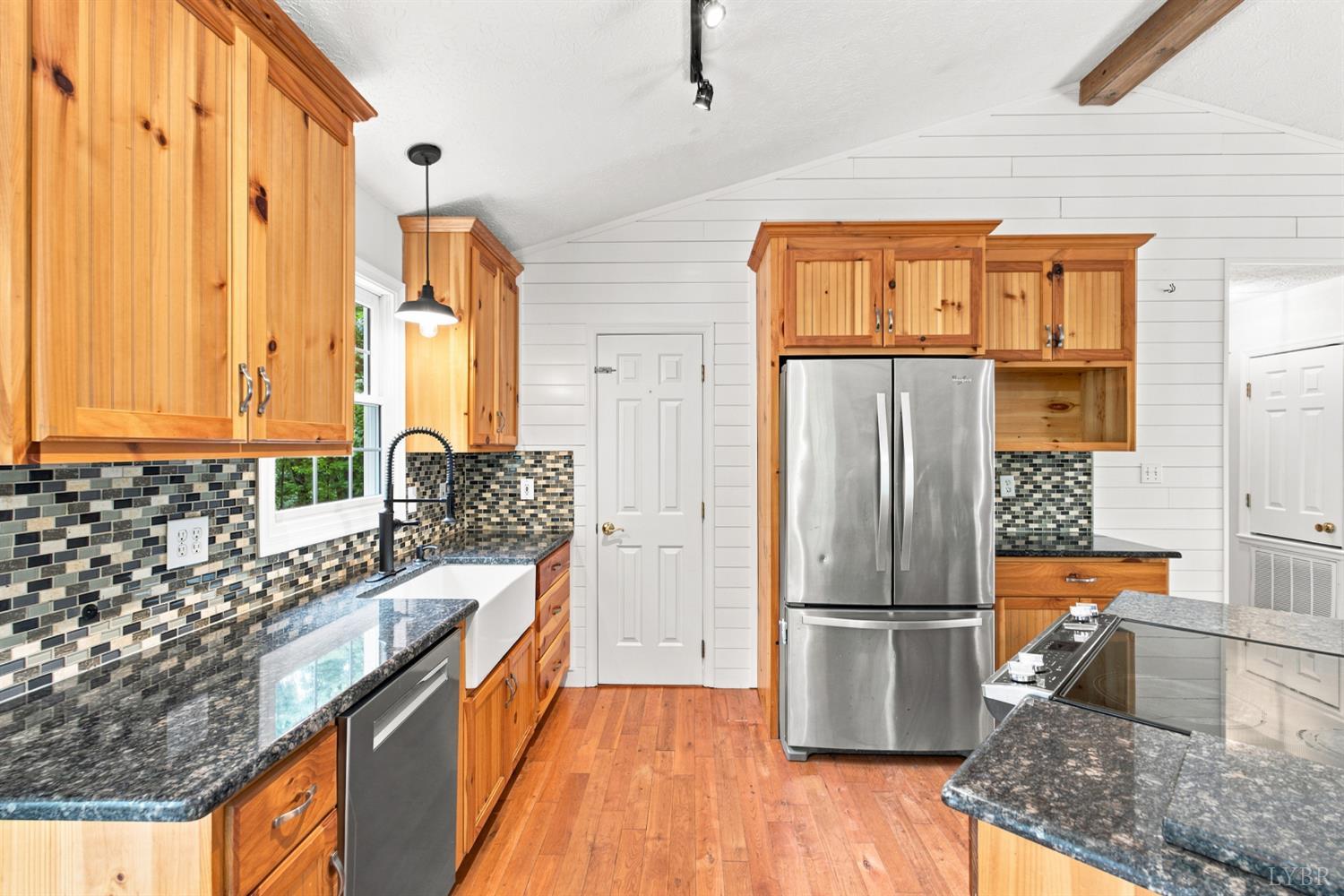 137 Deer Path Rustburg, VA 24588 - Photo 7 of 61