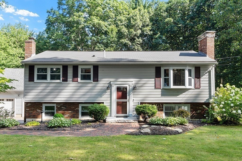 55 R R Jones Road Spencer, MA 01562 - Photo 3 of 40