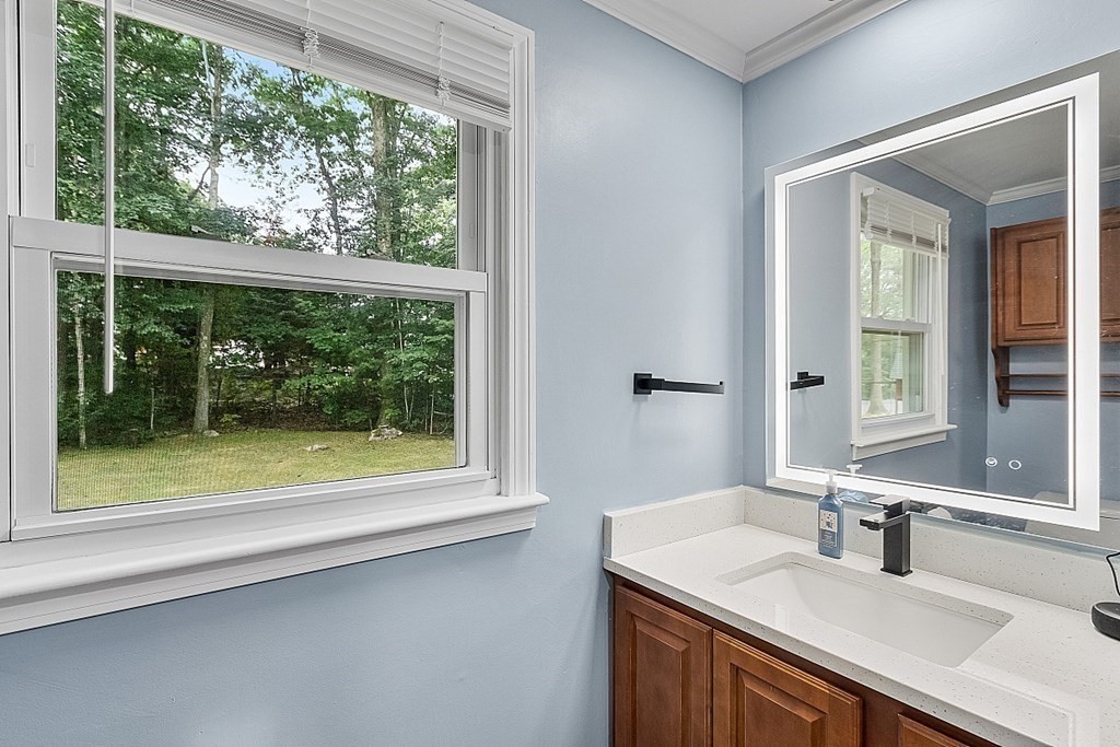 55 R R Jones Road Spencer, MA 01562 - Photo 7 of 40