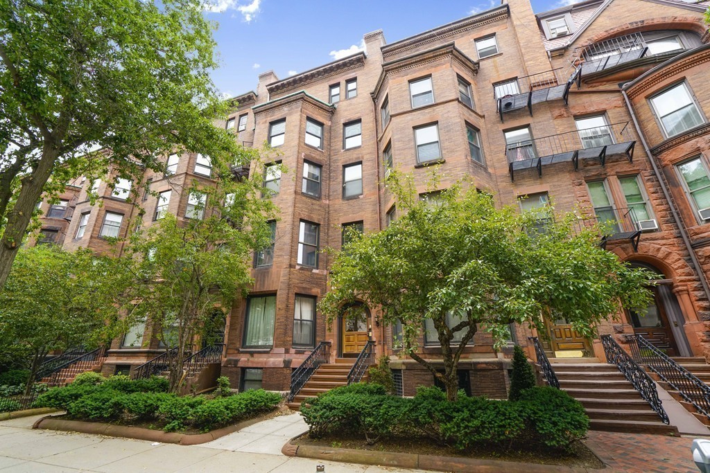 33 Bay State Road, Unit 6 Boston, MA 02215 - Photo 20 of 20 Gallery Image 20