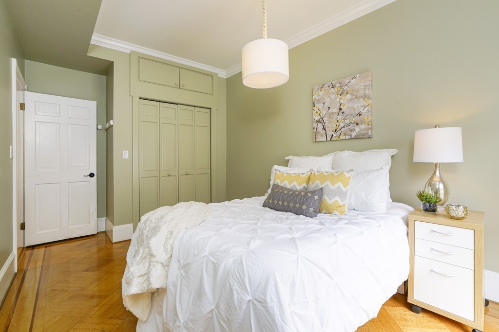 33 Bay State Road, Unit 6 Boston, MA 02215 - Photo 9 of 20 Gallery Image 9