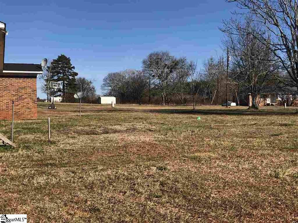2097 John Dodd Road Wellford, SC 29385 - Photo 2 of 8