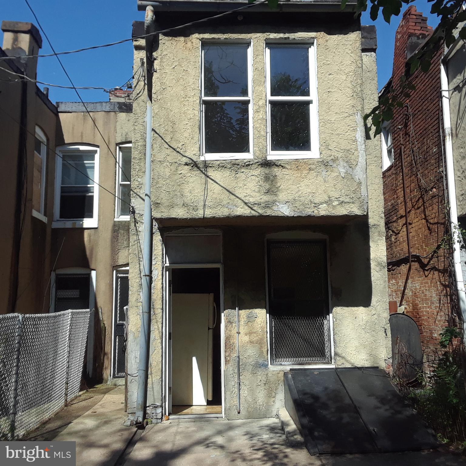 609 Appleton Street Baltimore, MD 21217 - Photo 14 of 15 Exterior (Rear)