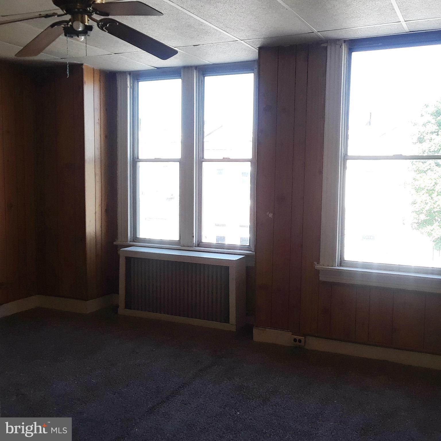609 Appleton Street Baltimore, MD 21217 - Photo 7 of 15 Interior (General)