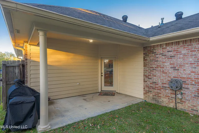 $249,900 | 101 Stapleton Drive, Canton, MS 39046