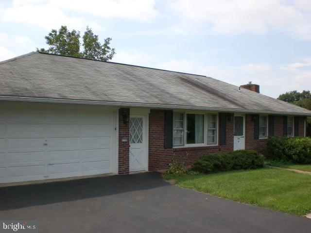 1730 Rockvale Road Lancaster, PA 17602 - Photo 1 of 13 Gallery Image 1