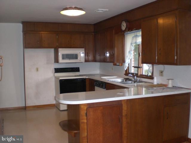 1730 Rockvale Road Lancaster, PA 17602 - Photo 7 of 13 Gallery Image 7