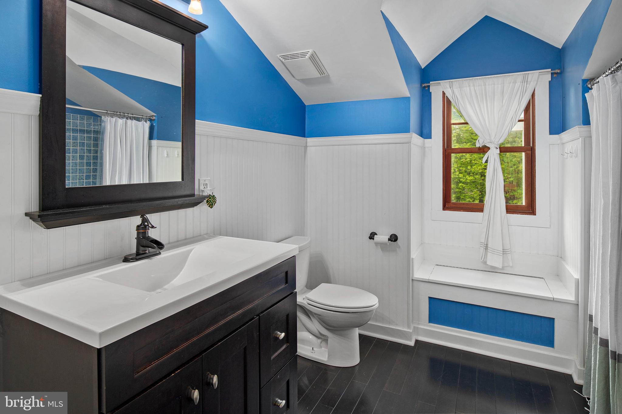 404 Calvert Road Stevensville, MD 21666 - Photo 37 of 51 Bathroom 3