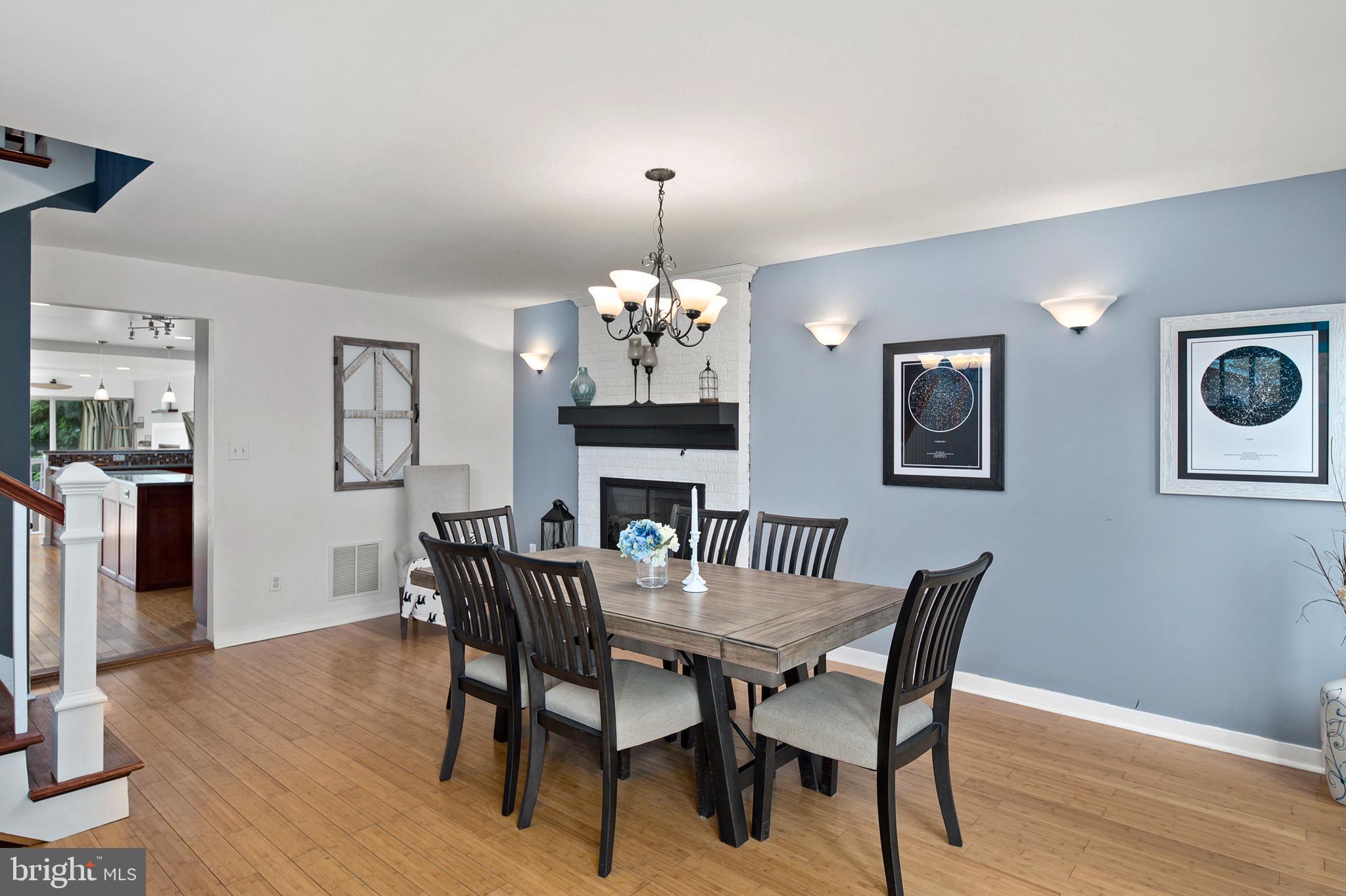 404 Calvert Road Stevensville, MD 21666 - Photo 6 of 51 Foyer to Dining Room