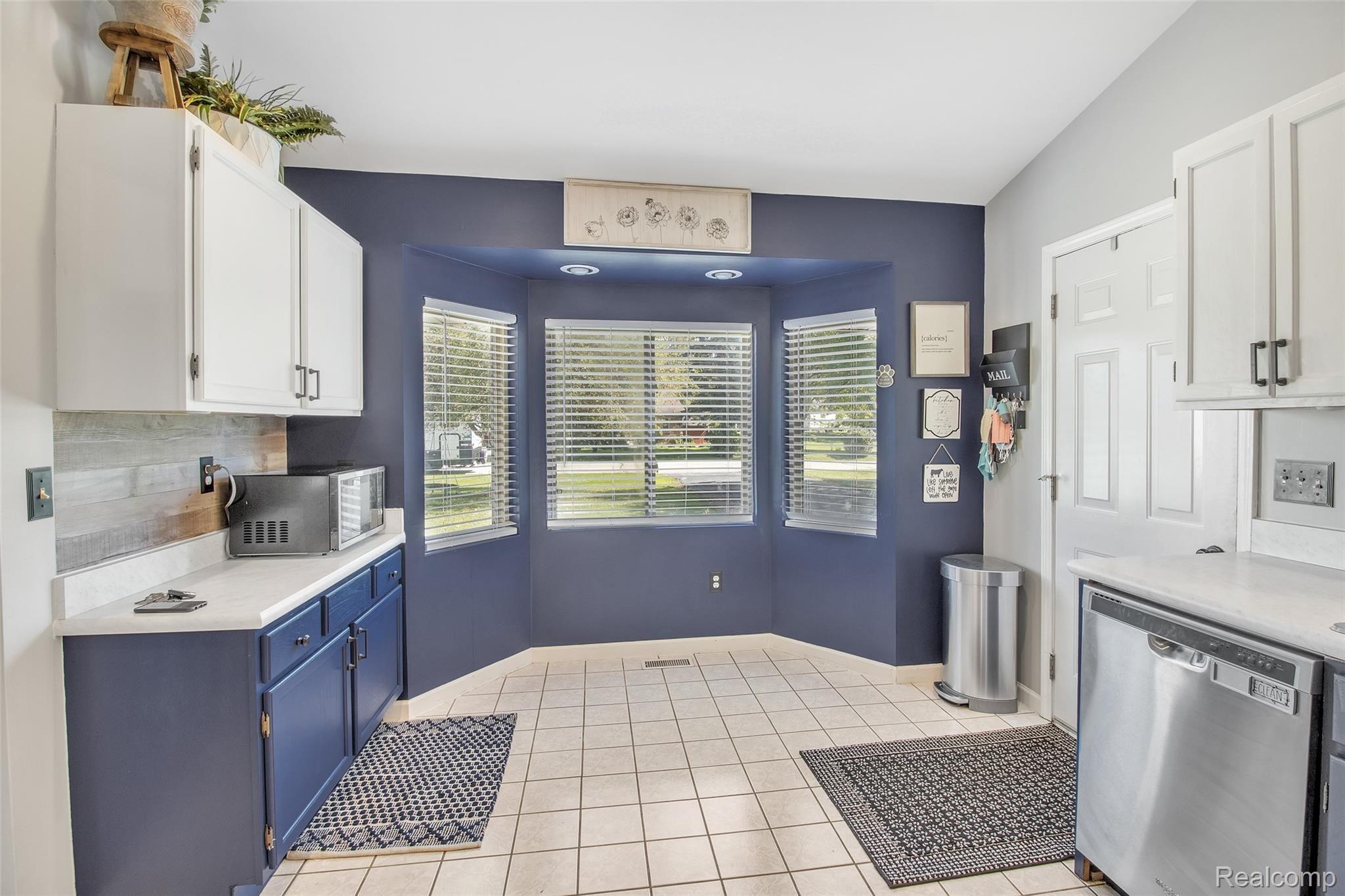 7404 Embury Road Grand Blanc, MI 48439 - Photo 12 of 27 7404 Embury Road