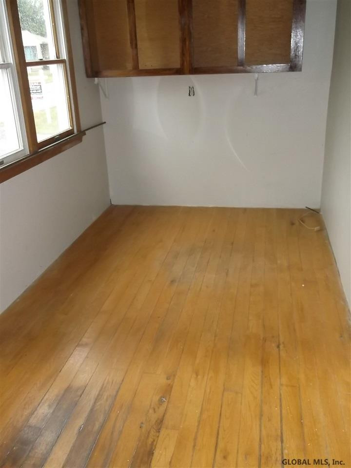 65 Lower Newtown Road Halfmoon, NY 12188 - Photo 4 of 12 Photo 4