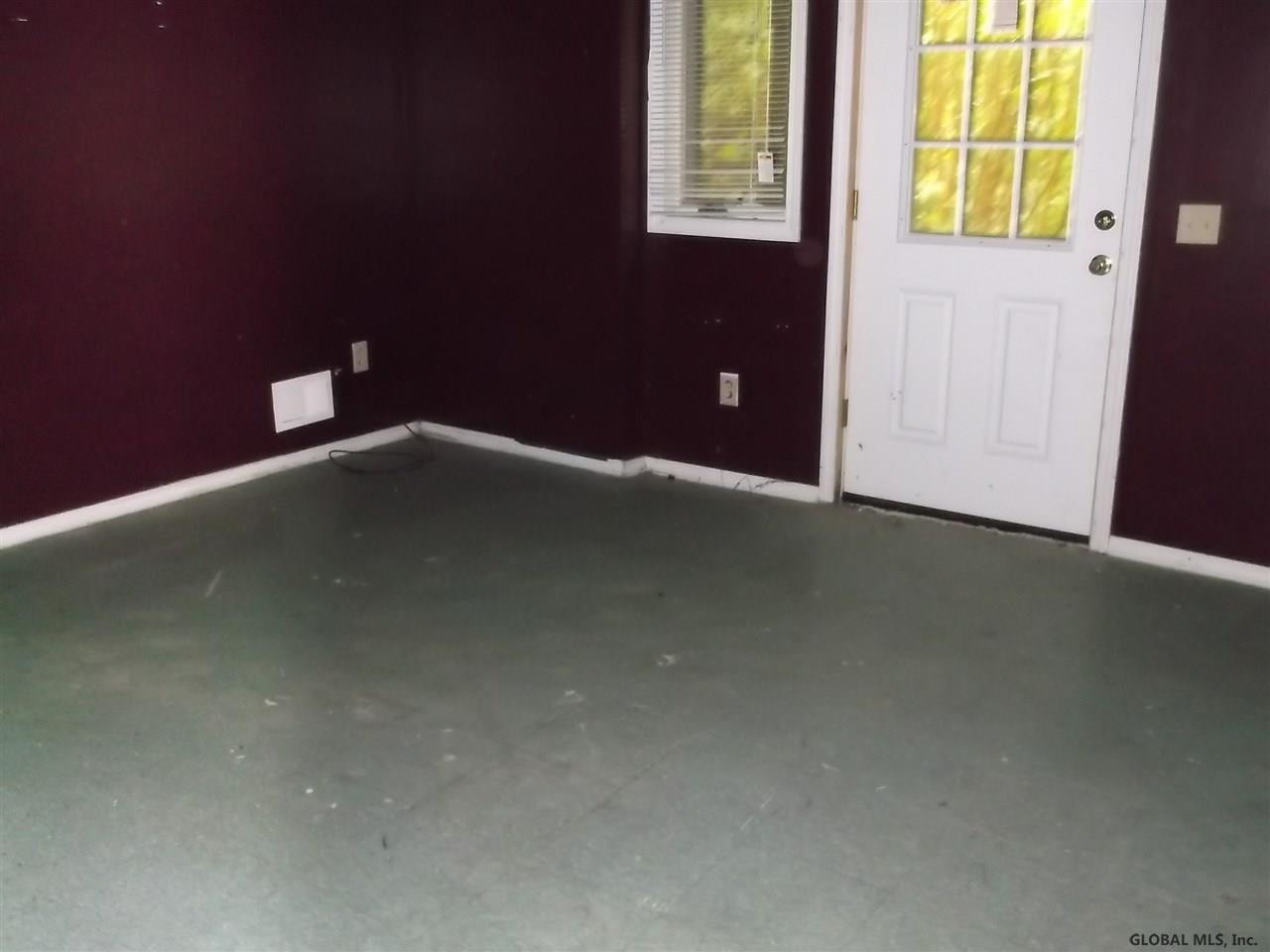 65 Lower Newtown Road Halfmoon, NY 12188 - Photo 10 of 12 Photo 10