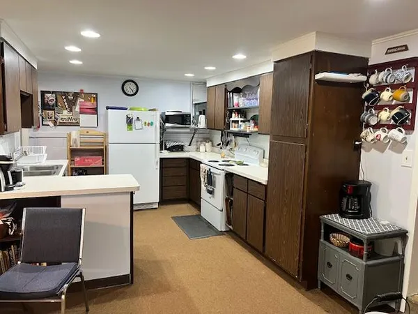 $389,900 | 5701 Head Lake Road, Hastings, MI 49058