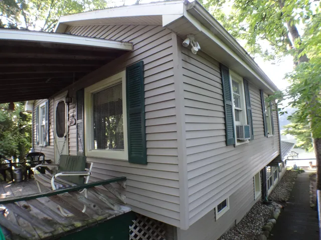 $389,900 | 5701 Head Lake Road, Hastings, MI 49058