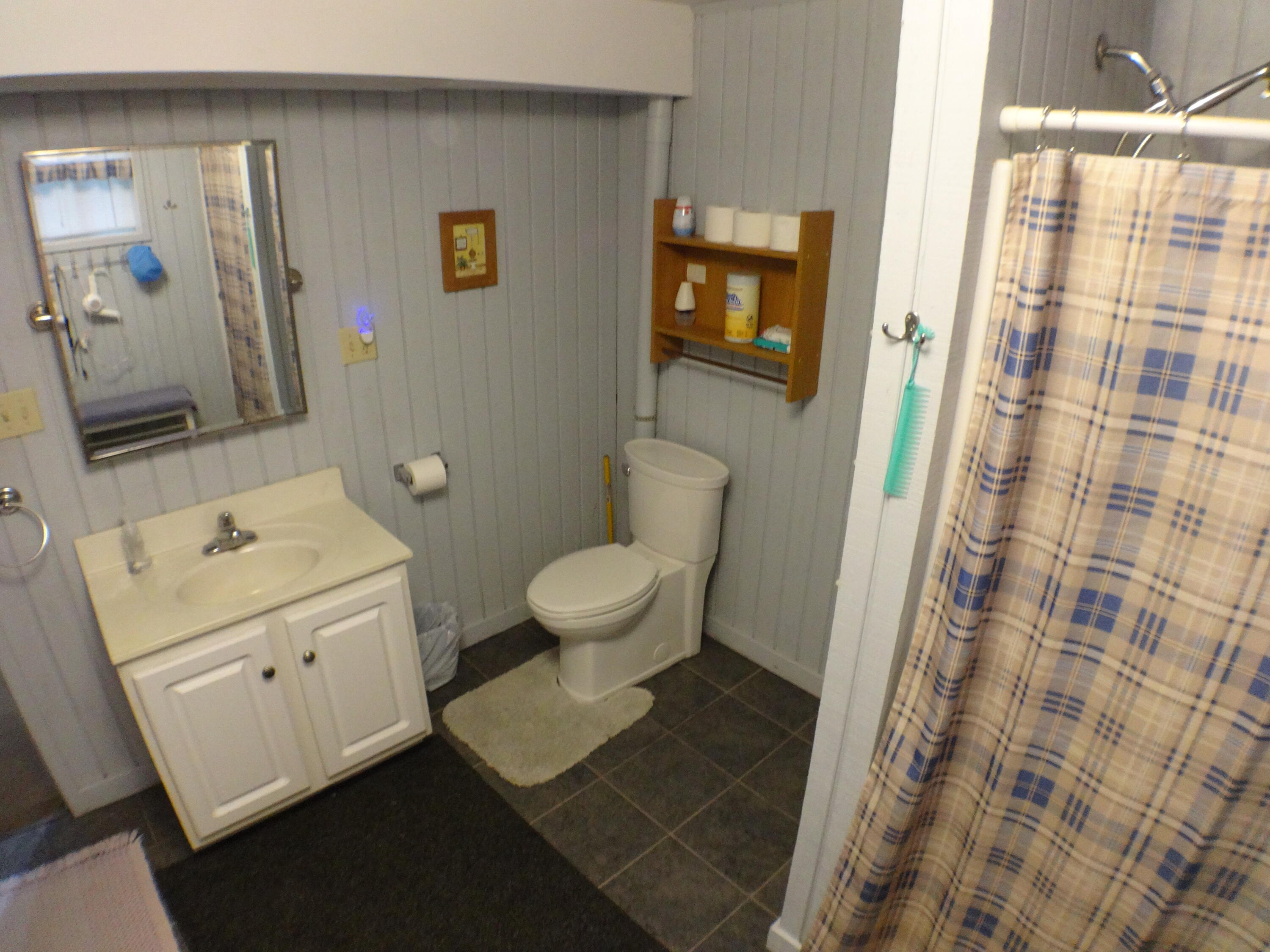 5701 Head Lake Road Hastings, MI 49058 - Photo 53 of 81 DSC02587