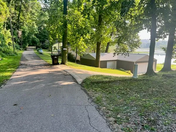 $389,900 | 5701 Head Lake Road, Hastings, MI 49058