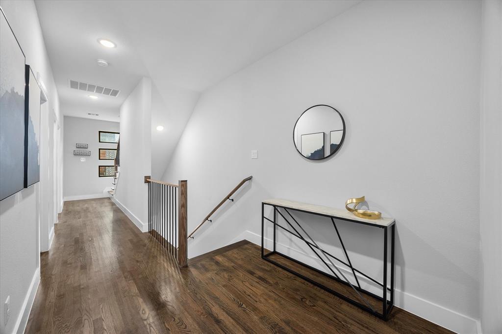 8220 Callimont Lane Dallas, TX 75231 - Photo 16 of 34