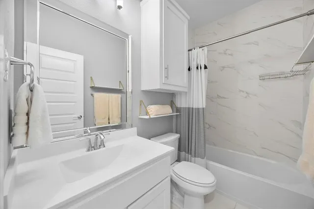 $3,700 | 8220 Callimont Lane, Dallas, TX 75231